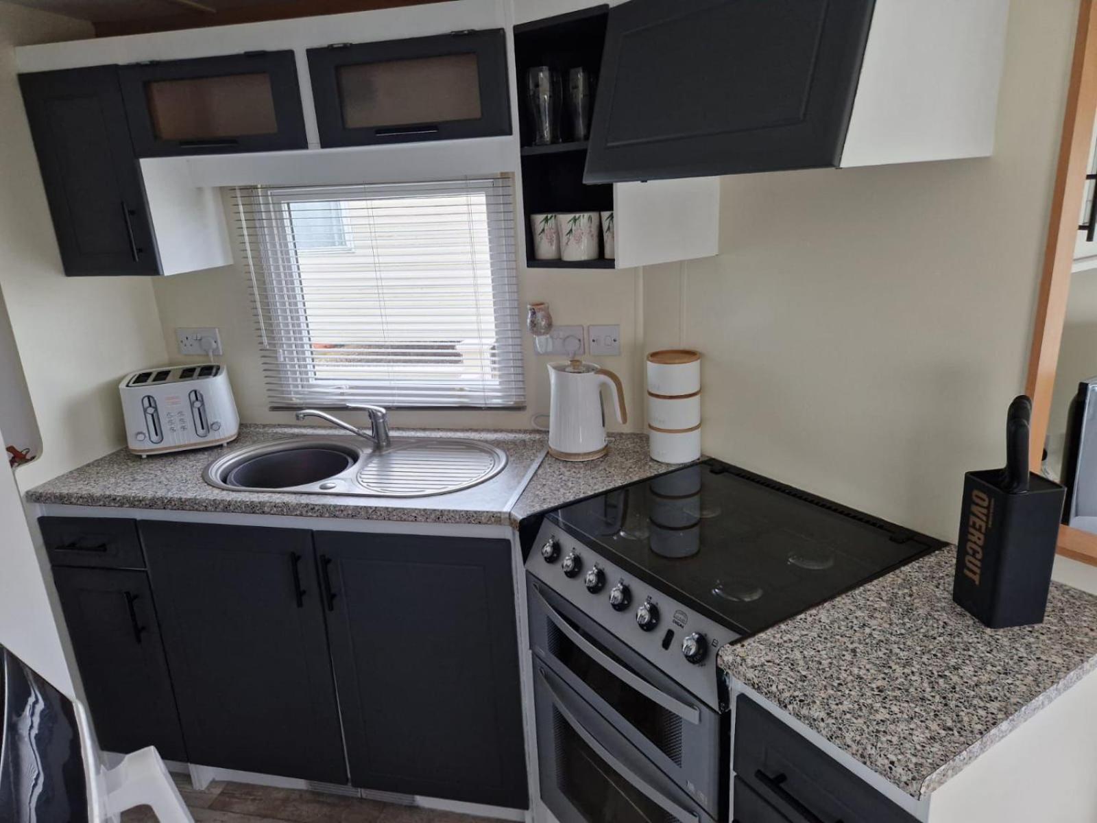 Browns Caravan Rentals, Ingoldmells 4 Berth Caravan Silver Beach Exteriör bild