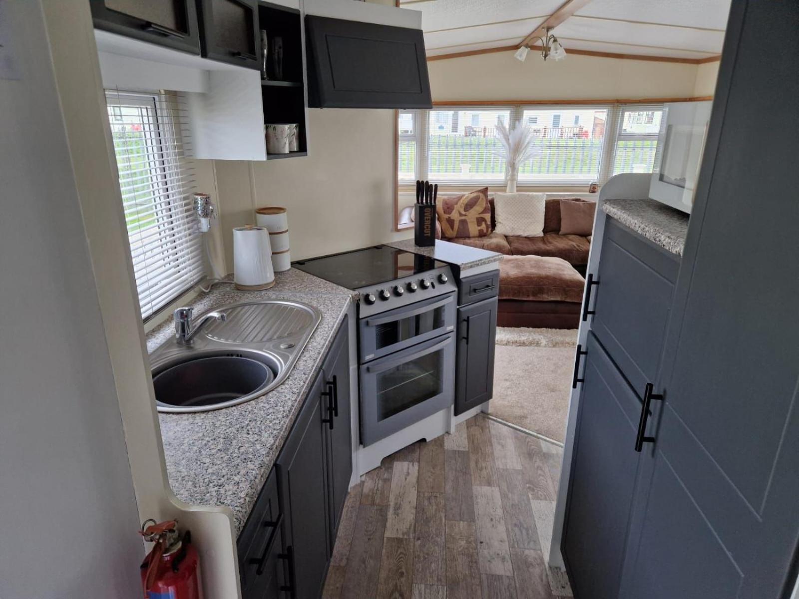 Browns Caravan Rentals, Ingoldmells 4 Berth Caravan Silver Beach Exteriör bild