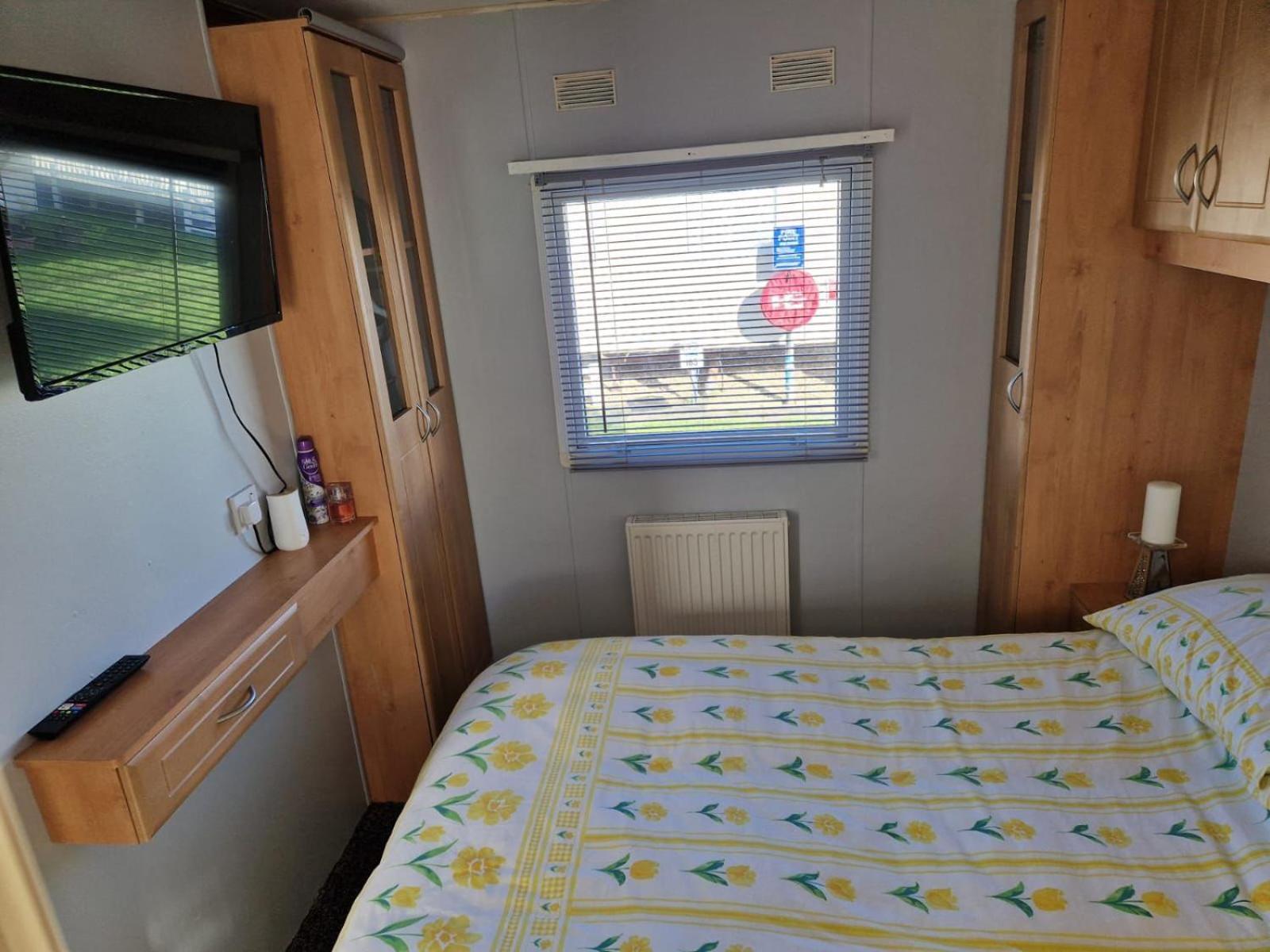 Browns Caravan Rentals, Ingoldmells 4 Berth Caravan Silver Beach Exteriör bild